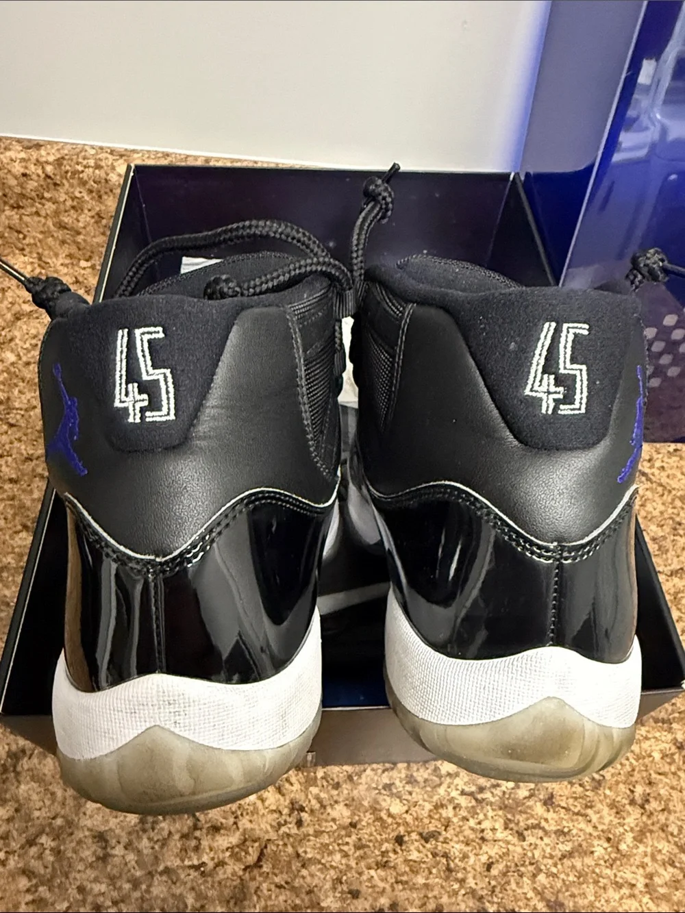 Jordan 11 Space Jam Sneakers